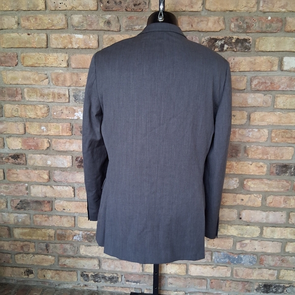 EGARA SLIM FIT 3 PIECE WOOL SUIT SIZE L - Picture 10 of 16